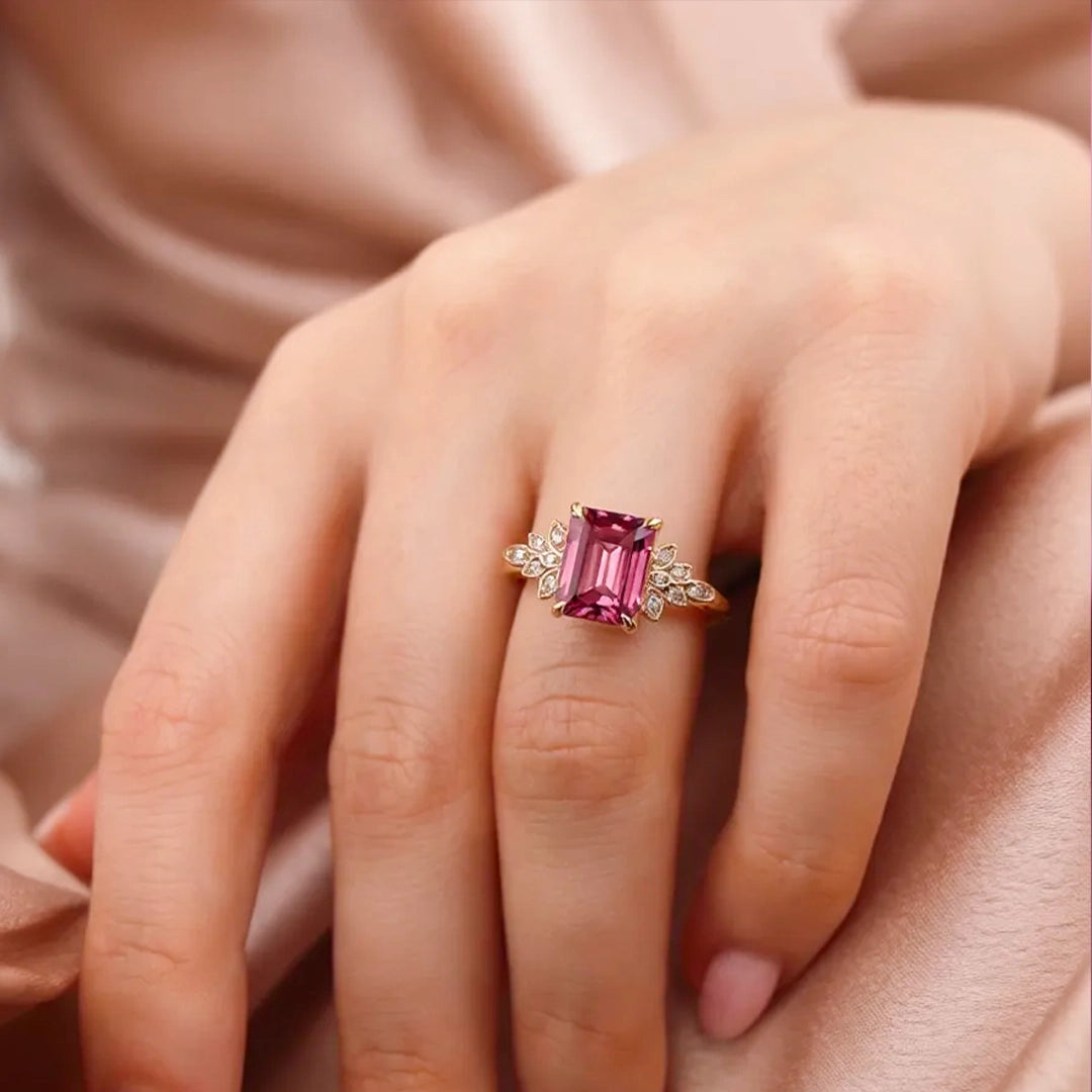 Juliet‘s Charm | 3CT Emerald Cut Pink Gemstone Ring.
