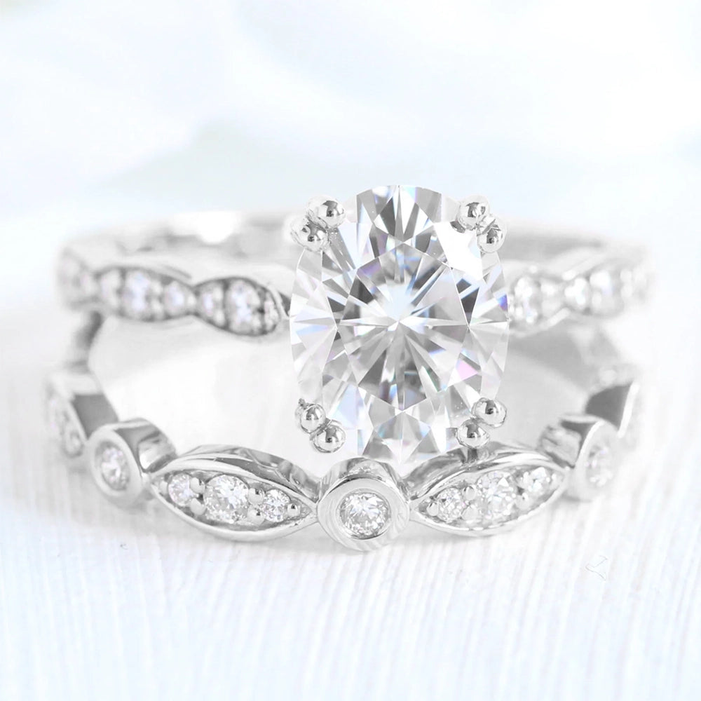 Grace’s Bezel | Oval Lab Diamond Solitaire Bridal Set 2pcs.