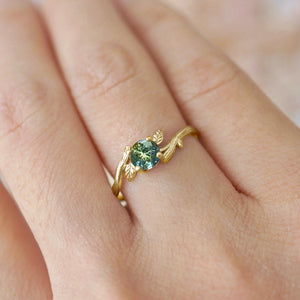 Aurelia’s Twine | Green Blue Sapphire Twig Ring.