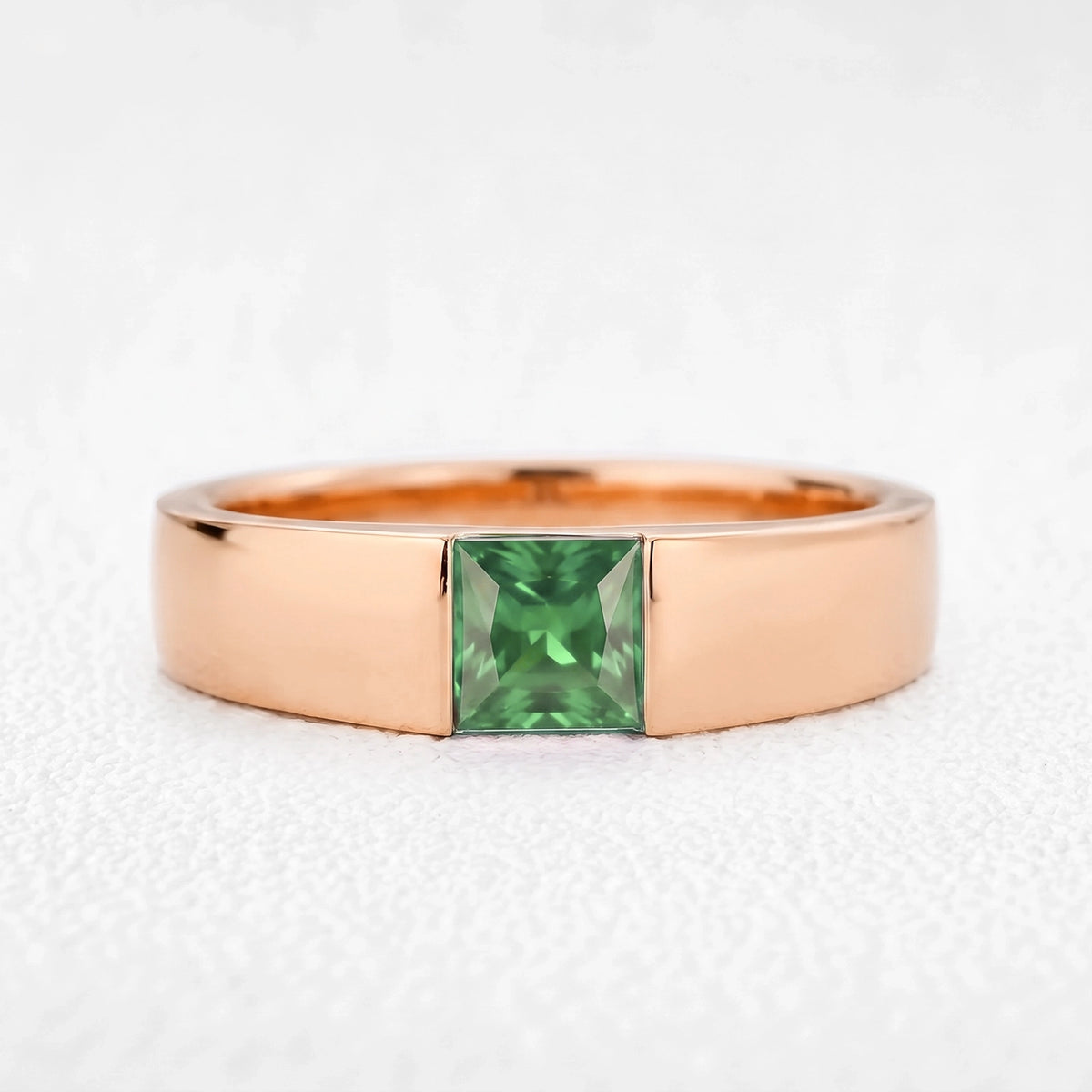 Orion’s Aurora | Princess-Cut Green Sapphire Men’s Band