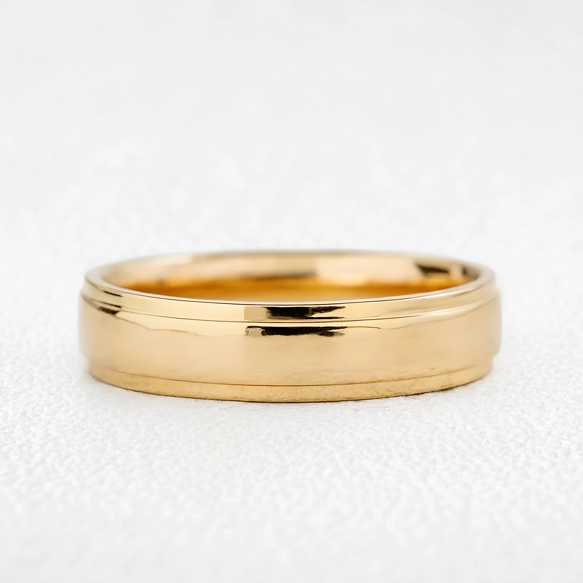 Flora’s Lumina | 1CT Diamond Foliage & Polished Band Wedding Set