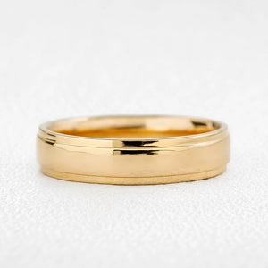 Flora’s Lumina | 1CT Diamond Foliage & Polished Band Wedding Set