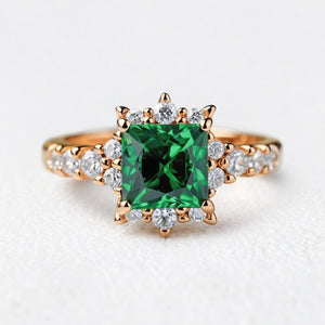Aurora‘s Arbor | Princess Cut Green Sapphire Engagement Ring