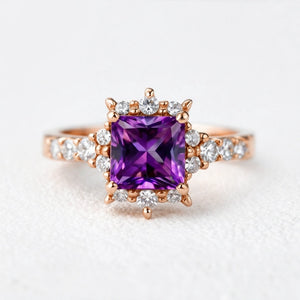 Aurora‘s Vesper | Princess Cut Purple Sapphire Solitaire Ring