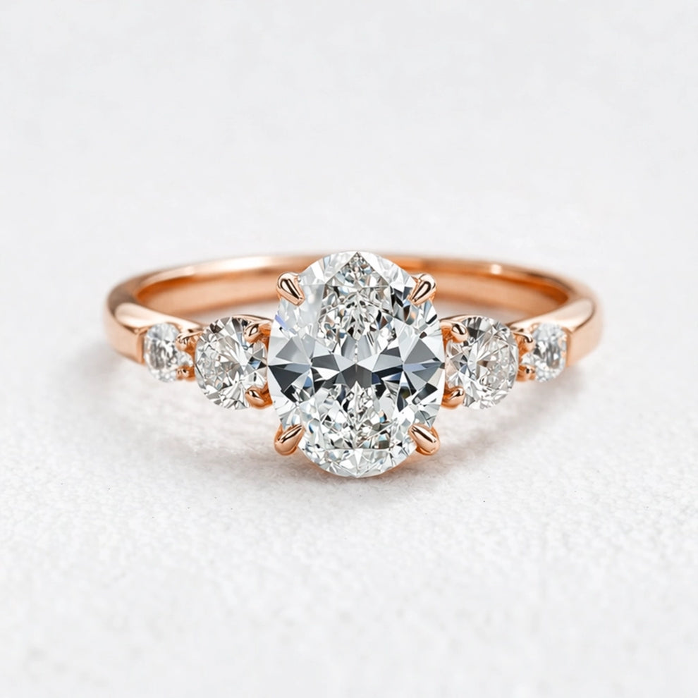 Audrey‘s Brilliance | Classic Oval Cut Diamond Ring.