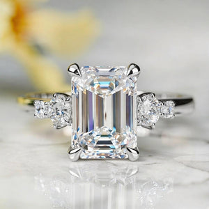 Victoria‘s Luster| Emerald Cut Moissanite Ring.
