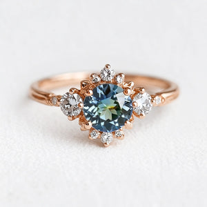 Stella’s Halo | Round Blue Sapphire Engagement Ring