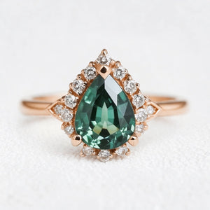 Lyra's Tear | Pear Cut Classic Sapphire Engagement Ring