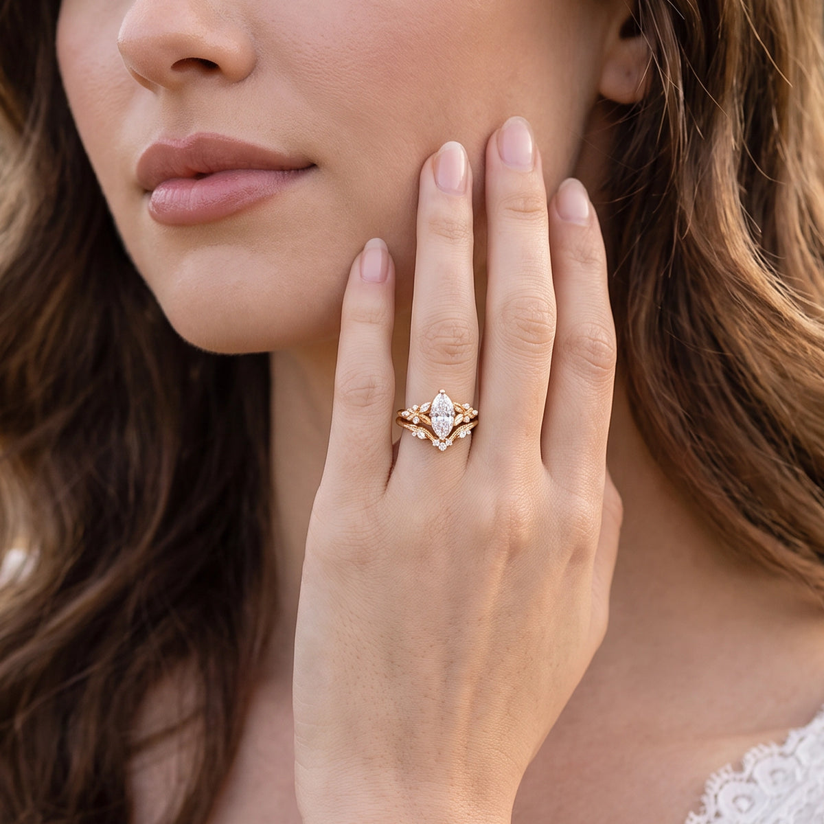 Seraphina’s Aureole | 1CT Marquise Diamond Foliage Chevron Bridal Duo