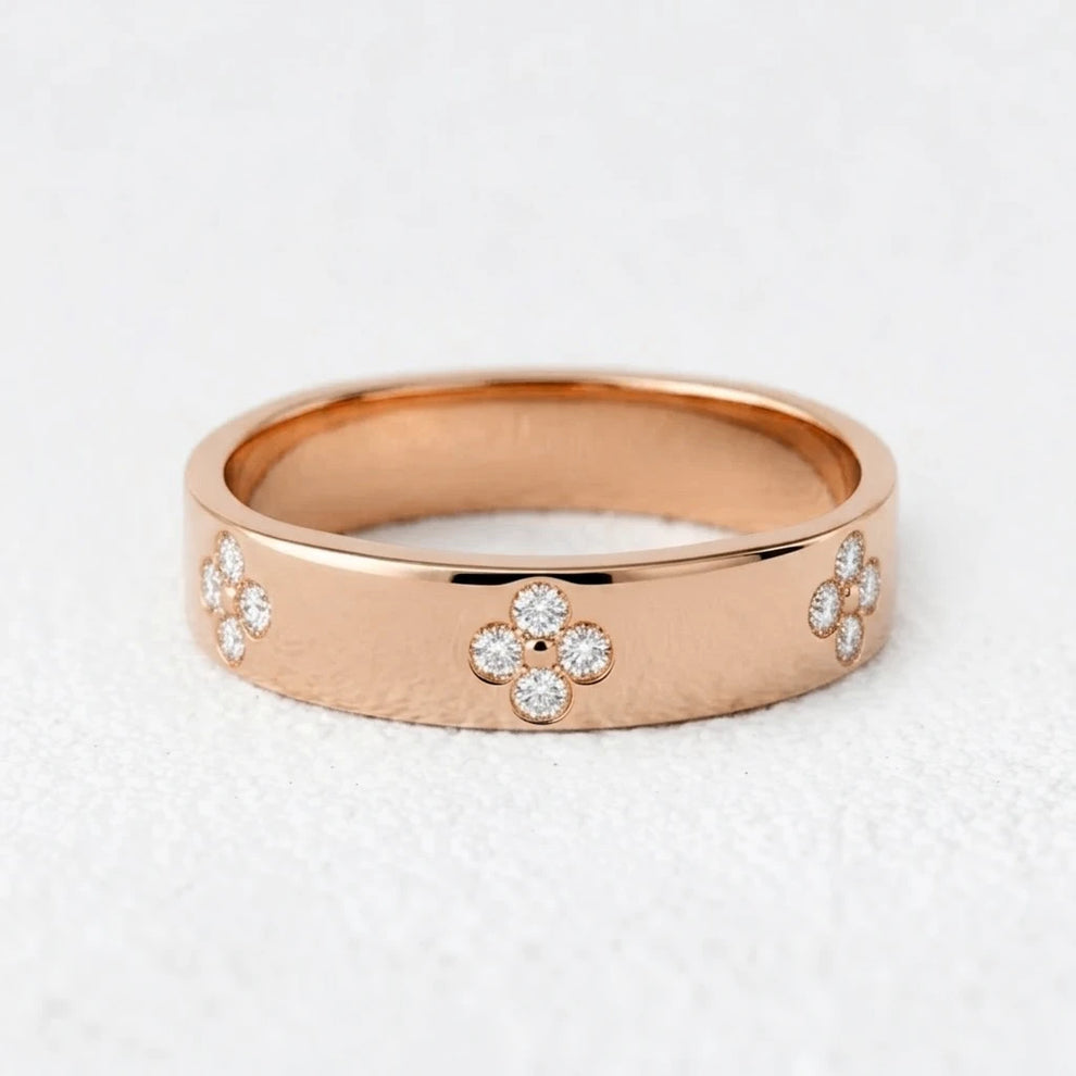 Clover Finder | Minimalist Stackable  Diamond Gold Band Ring