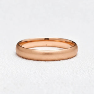 The Classic Arc Band | Satin-Finish Solid Gold.