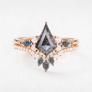 Astra’s Aureole | 1.5CT Kite Salt & Pepper Diamond Chevron Bridal Duo