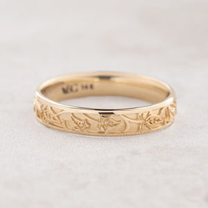 Atlas Vine | Ivy Classic Engraved Men's Wedding Band.