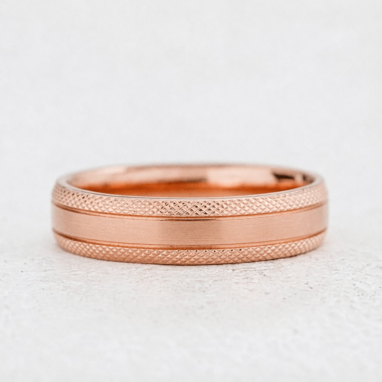 Lattice Edge | Men’s Wedding Band.