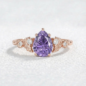 Daisy Promise｜Pear Shaped Purple Sapphire Engagement Ring.