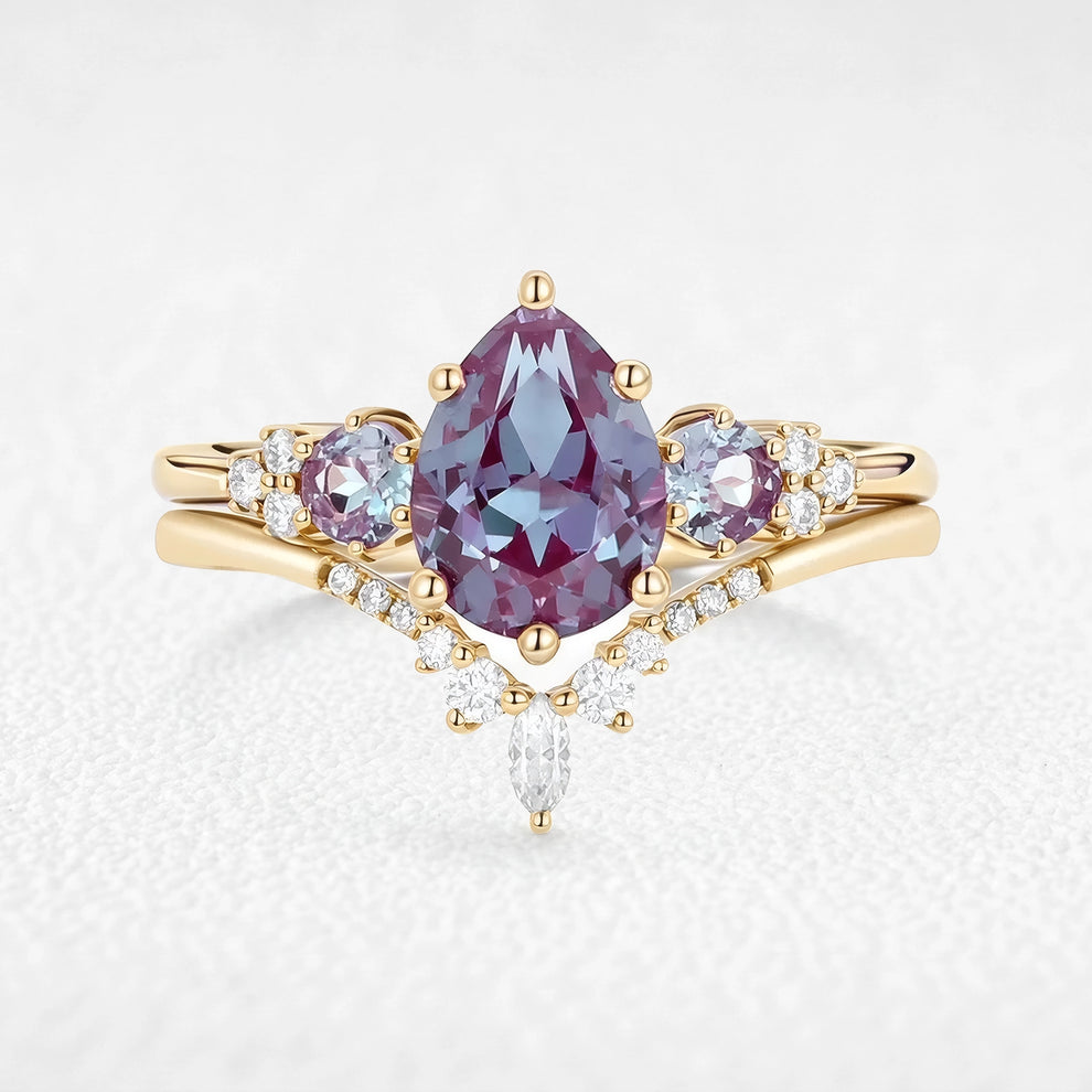 Sylvie’s Mirage | Alexandrite Pear Cluster & Princess Band Couple Set 3pcs