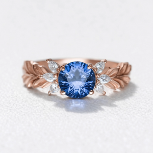 Stella‘s Folio | Blue Sapphire & Diamond Vine Engagement Ring.