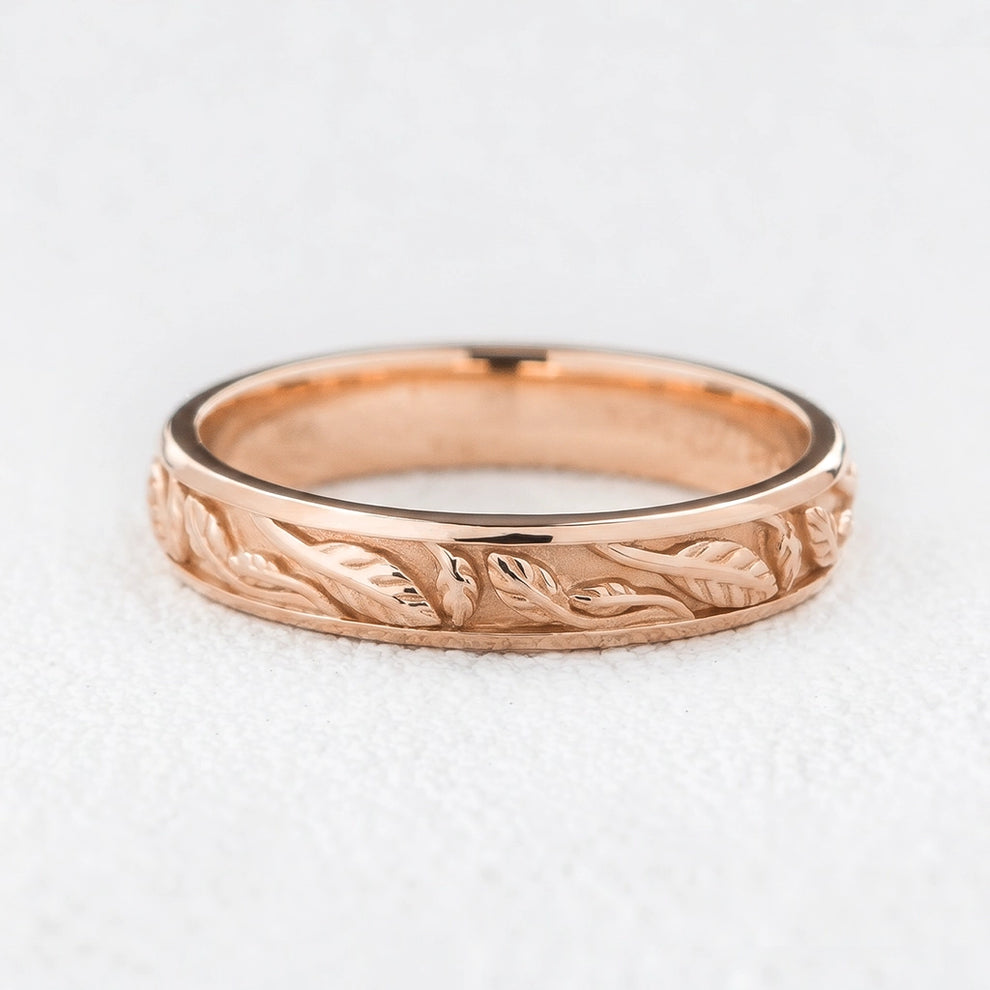 Patrician Leaf | Classical Vine Men's Wedding Band.