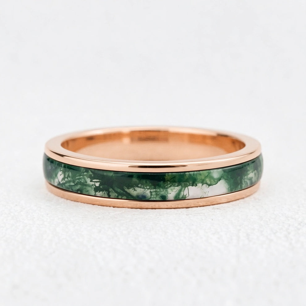 Eternal Lichen | Moss Agate Inlay Men‘s Wedding Band.