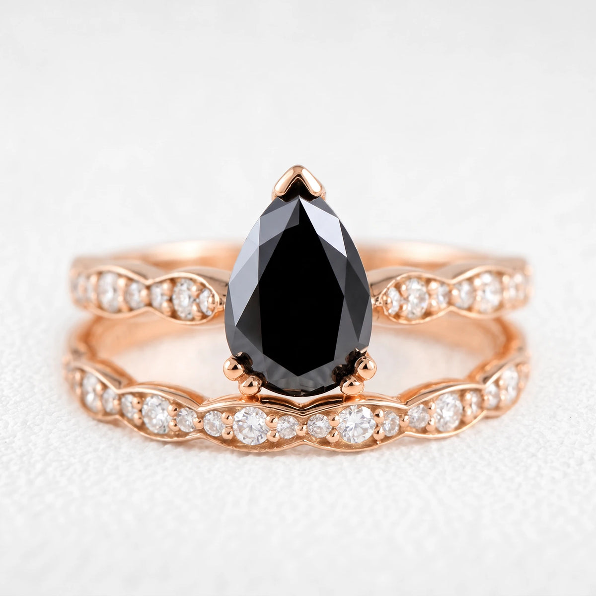 Nyx‘s Nocturne | 1.5CT Pear Cut Black Diamond & Scalloped Band Bridal Duo