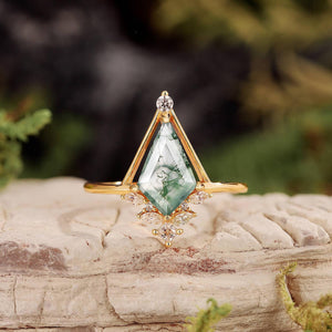 Unique Kite Cut Moss Agate Engagement Ring.
