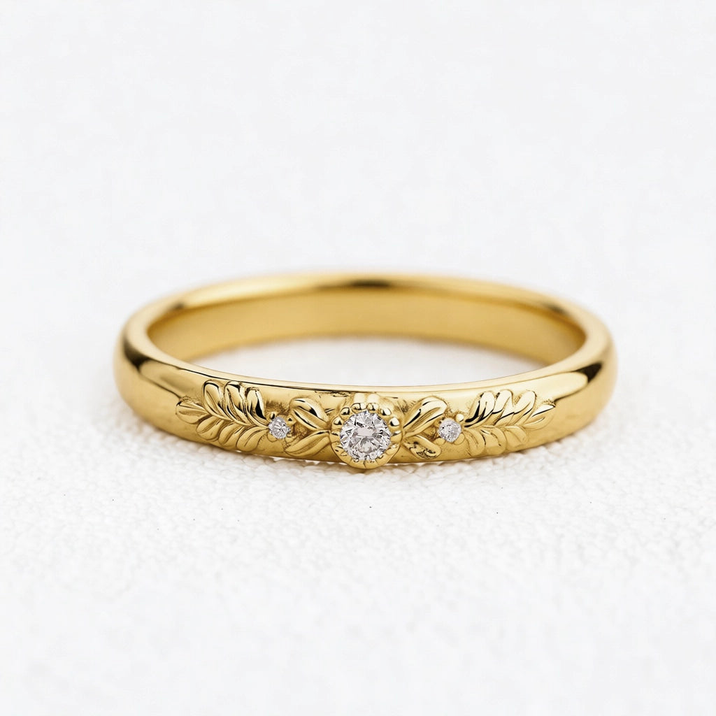 Ivy’s Wreath | Diamond Trio Wedding Band.