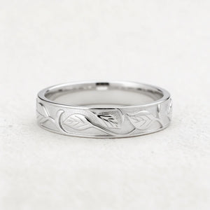 Apollo’s Laurel | Men’s Wedding Band.