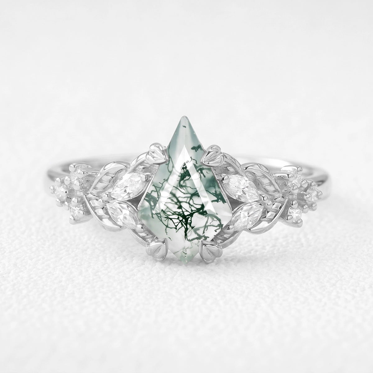 Marguerite’s Garland | Kite Moss Agate Engagement Ring
