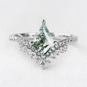 Celestine’s Chevron | Kite Cut Moss Agate Cluster Engagement Ring with V‑Shaped Diamond Band