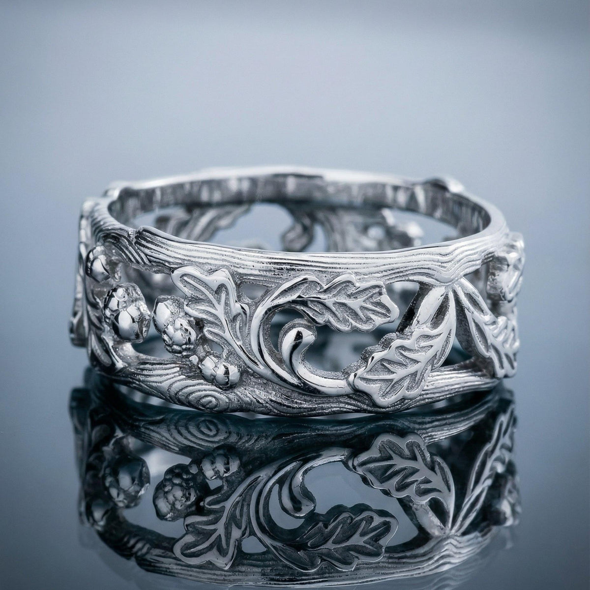 The Airy Grove | An Openwork Wide Band of Oak & Acorn.