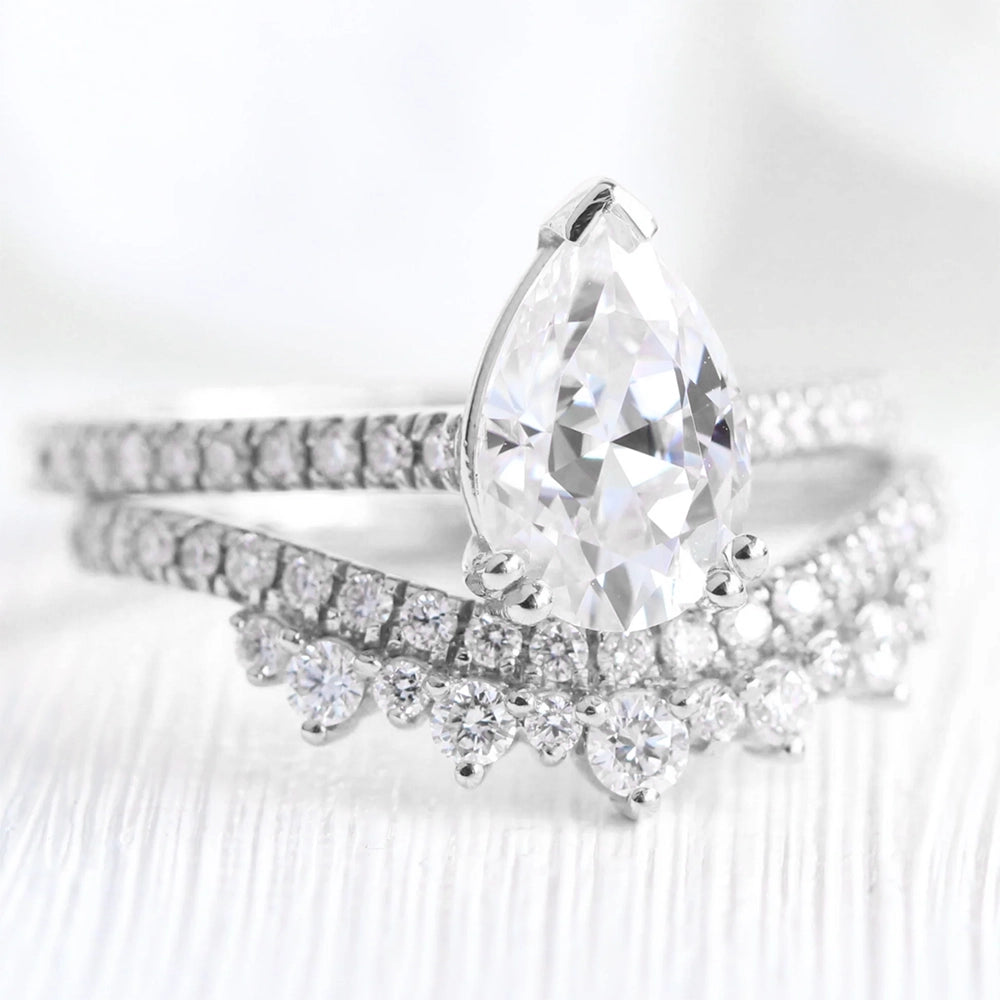 Grace’s Crown | Pear Lab Diamond Solitaire Bridal Set 2pcs.