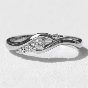 Bird's Eye Vision | Diamond Engagement Ring.