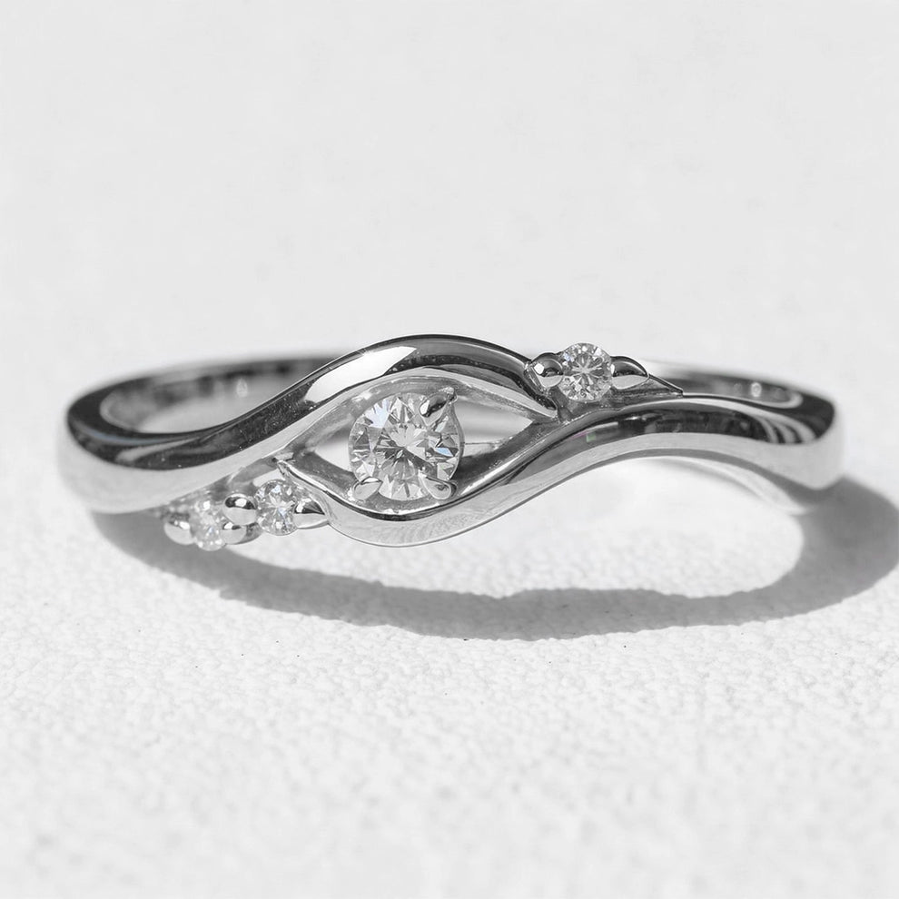 Bird's Eye Vision | Diamond Engagement Ring.