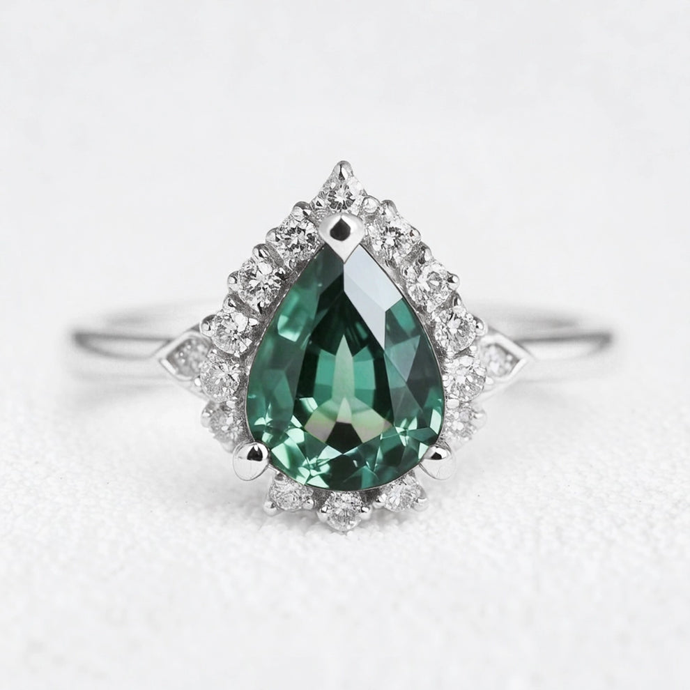 Lyra's Tear | Pear Cut Classic Sapphire Engagement Ring