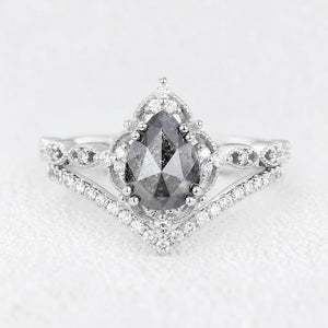 Isadora’s Reverie | Pear Cut Salt & Pepper Diamond Vintage Bridal Set 2pcs