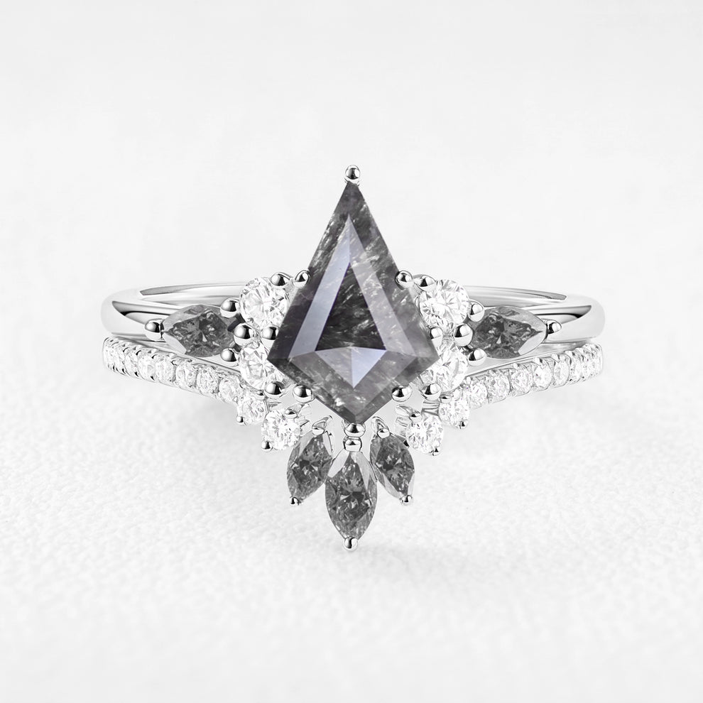 Astra‘s Orbit | 1.5CT Kite Salt & Pepper Diamond Chevron & Circle-set Band Couple Set 3pcs