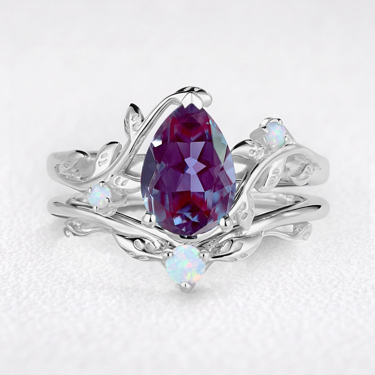Iris’s Vine | Vintage Pear Alexandrite & Moonstone Bridal Set 2pcs