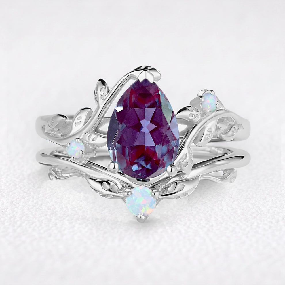 Iris’s Vine | Vintage Pear Alexandrite & Moonstone Bridal Set 2pcs