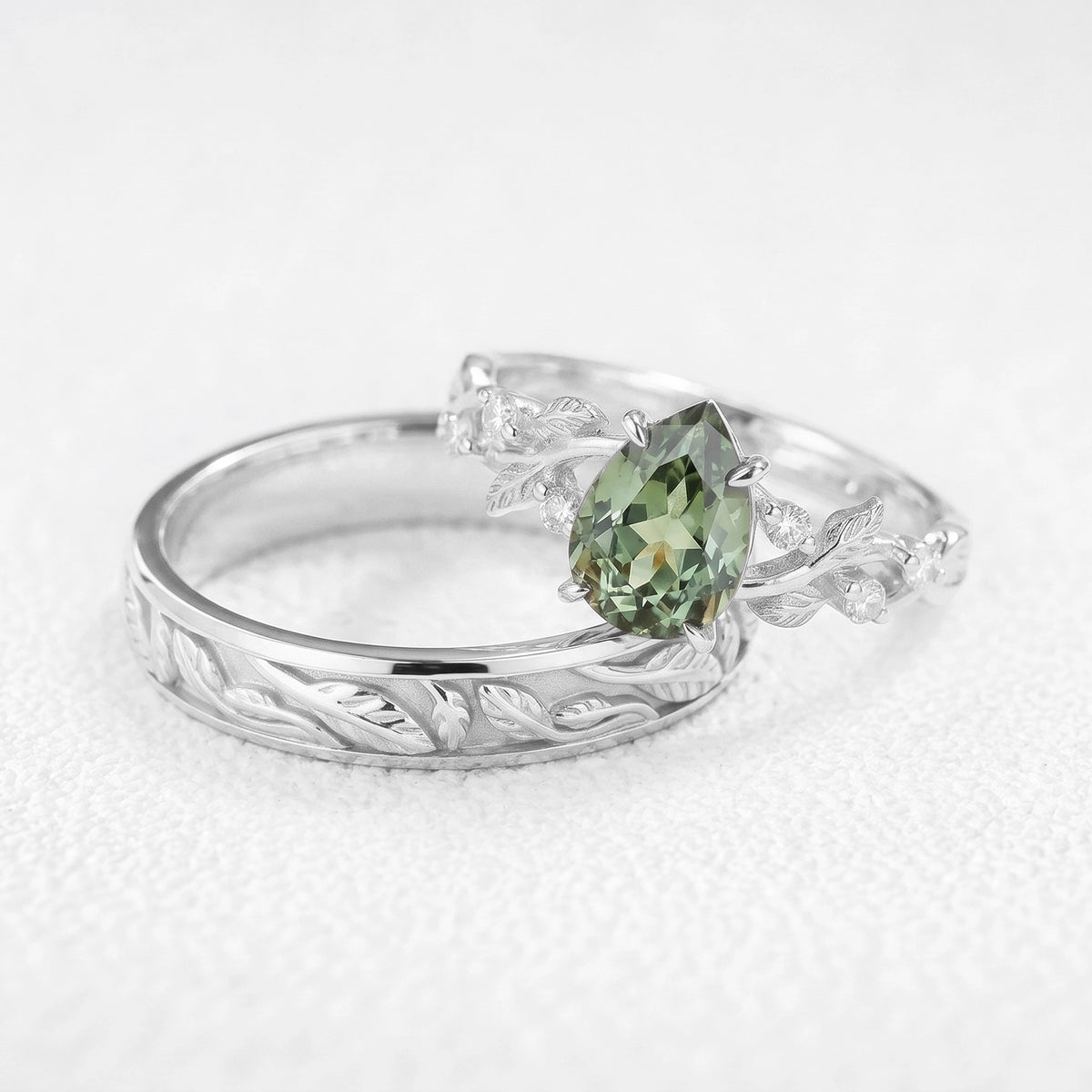 Sylvie‘s Verdure | 1.3CT Green Sapphire & Maple Leaf Couple Set