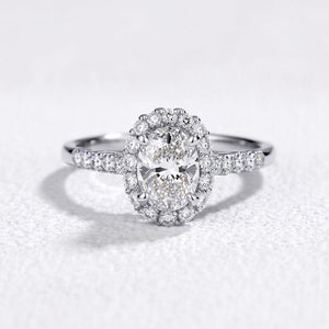 Odette‘s Halo | Oval Moissanite Ring in Morning Light.