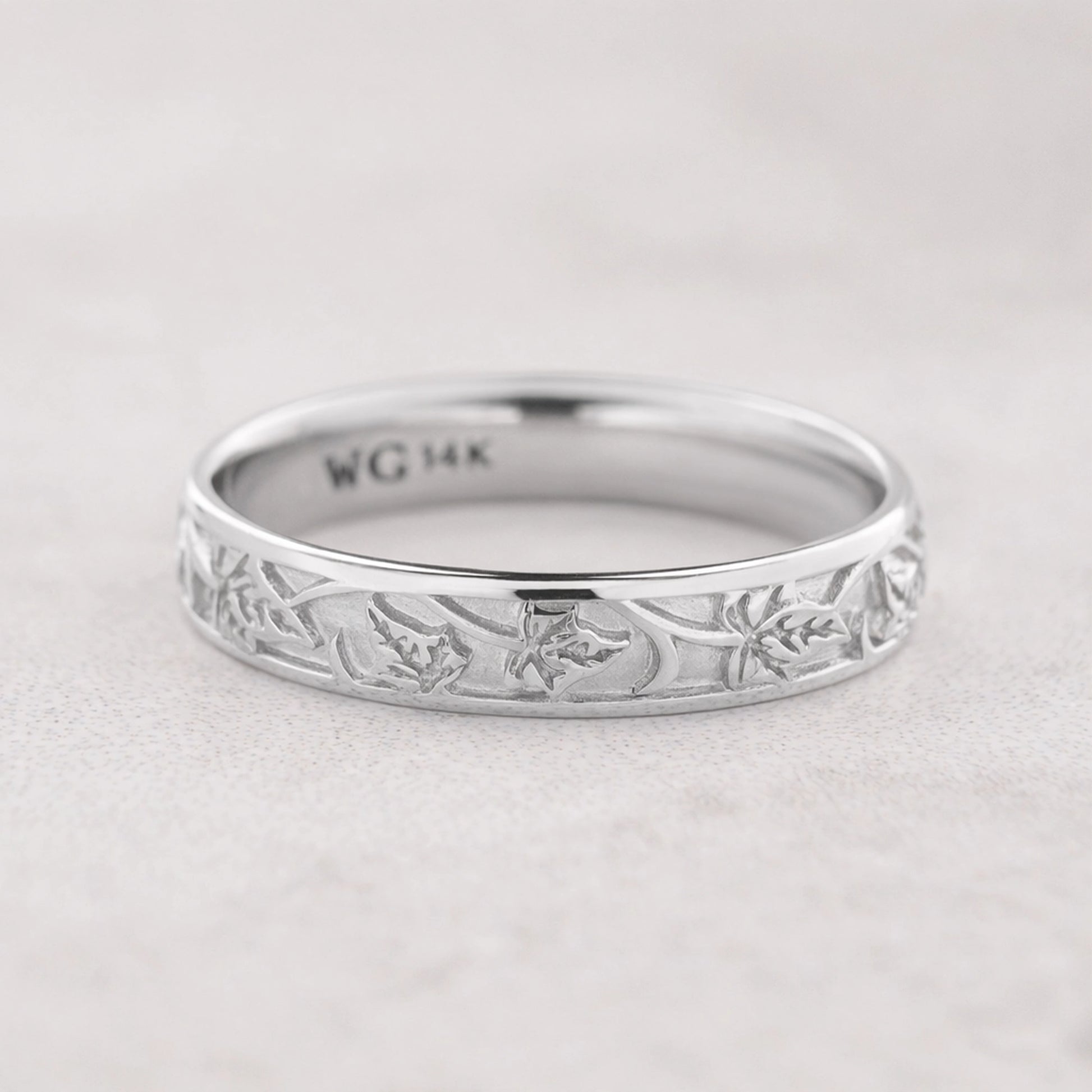 Atlas Vine | Ivy Classic Engraved Men's Wedding Band.