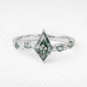 Flora’s Sprig | Kite Moss Agate Botanical Engagement Ring