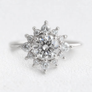 Astra Memoria | Lab Grown Diamond Halo Engagement Ring
