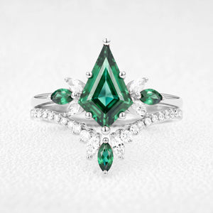 Titania’s Bower | Vintage Kite-Cut Emerald Chevron Bridal Set 2pcs