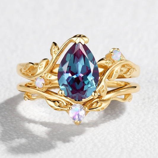 Iris’s Vine | Vintage Pear Alexandrite & Moonstone Bridal Set 2pcs.