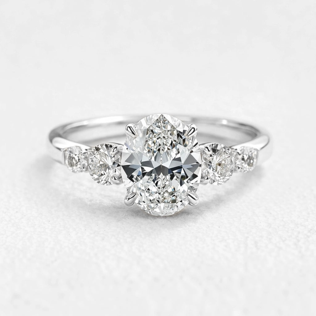 Audrey‘s Brilliance | Classic Oval Cut Diamond Ring.