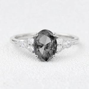 Isadora’s Guard | 1CT Vintage Oval Salt & Pepper Diamond Mixed Engagement Ring