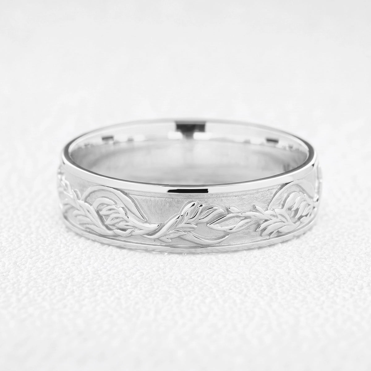 Augustus’ Triumph | 6MM Engraved Laurel Men’s Band