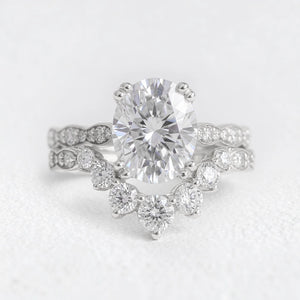 Grace’s Arc | Classic Oval Diamond Bridal Set 2pcs.