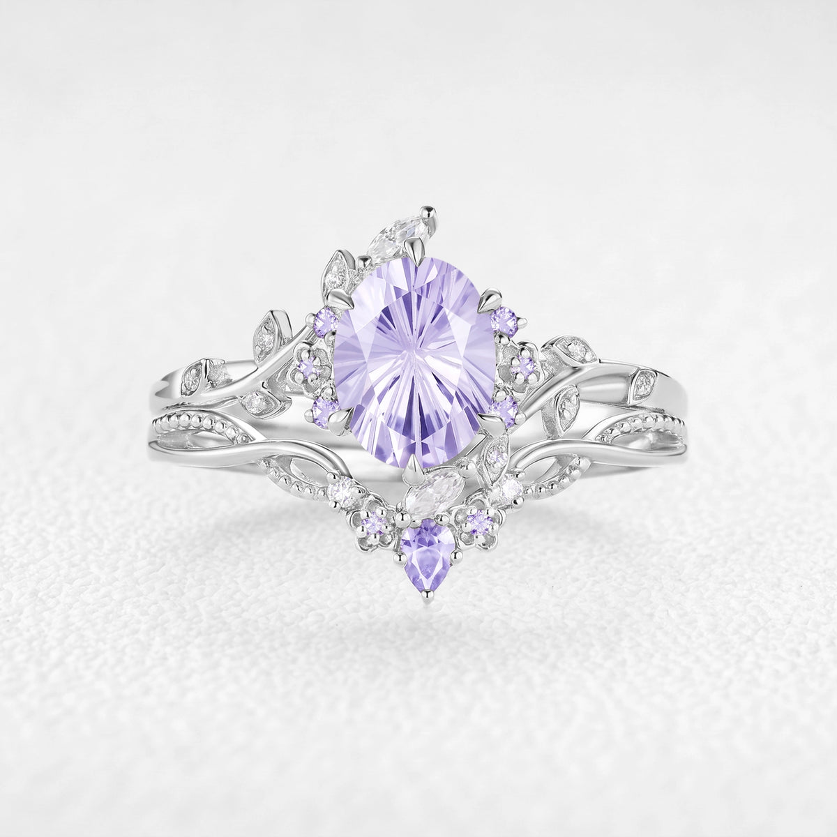 Celine‘s Aquarelle | Firework Cut Lavender Sapphire Chevron Bridal Duo